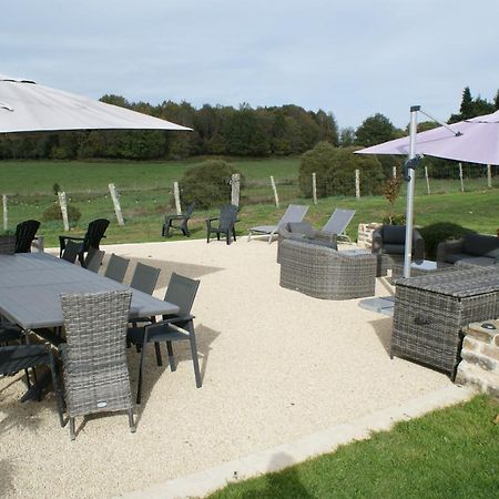 Chambres & Table D'Hotes De La Vieille Ferme Salon-la-Tour 외부 사진